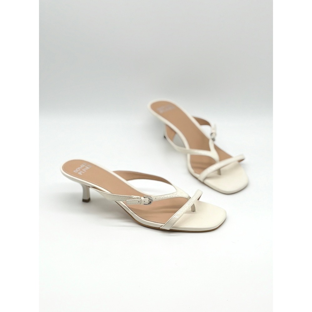 DONALD PLINER Claudee Sandals Womens 9.5 Cream Leather Kitten Heel Strappy